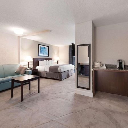 The Blu Hotel Blue Ash Cincinnati, Ascend Hotel Collection Zewnętrze zdjęcie