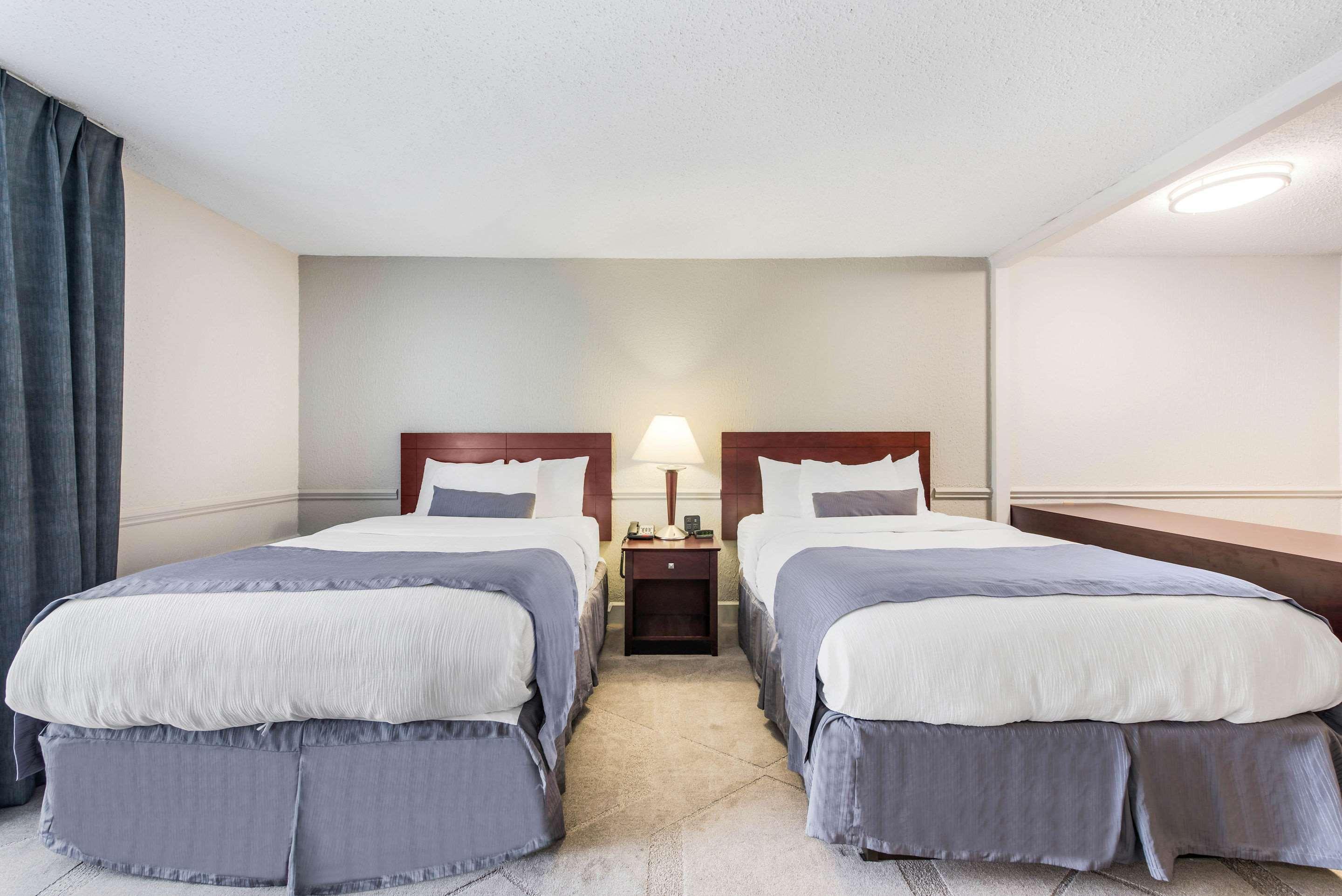 The Blu Hotel Blue Ash Cincinnati, Ascend Hotel Collection Zewnętrze zdjęcie