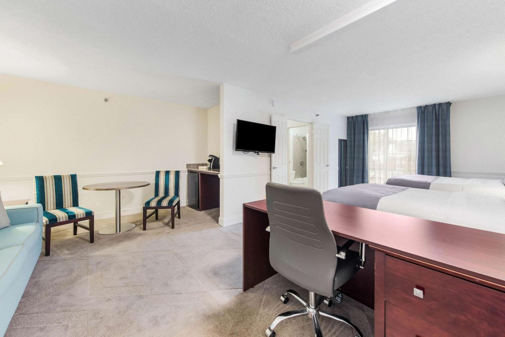 The Blu Hotel Blue Ash Cincinnati, Ascend Hotel Collection Zewnętrze zdjęcie
